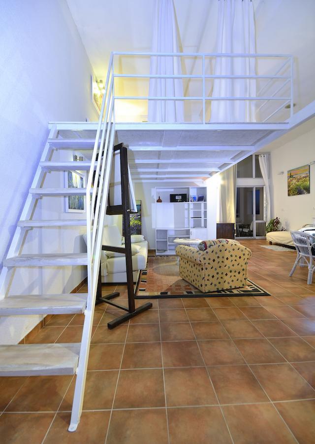 Apartment Croatia Art Drasnice Rom bilde